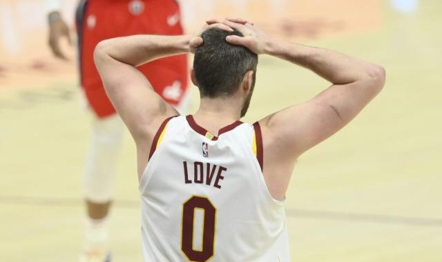 HTH体育-拉夫巨额合同让骑士发难 两瓶毒药必须选一瓶？